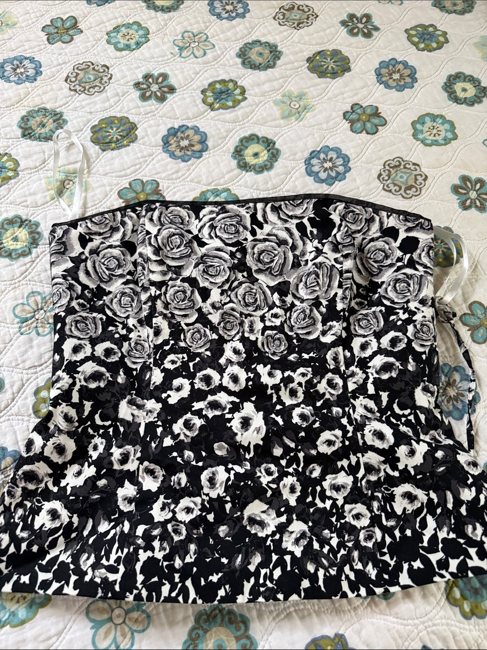 White House Black Market Black & White Floral Strapless Camisole